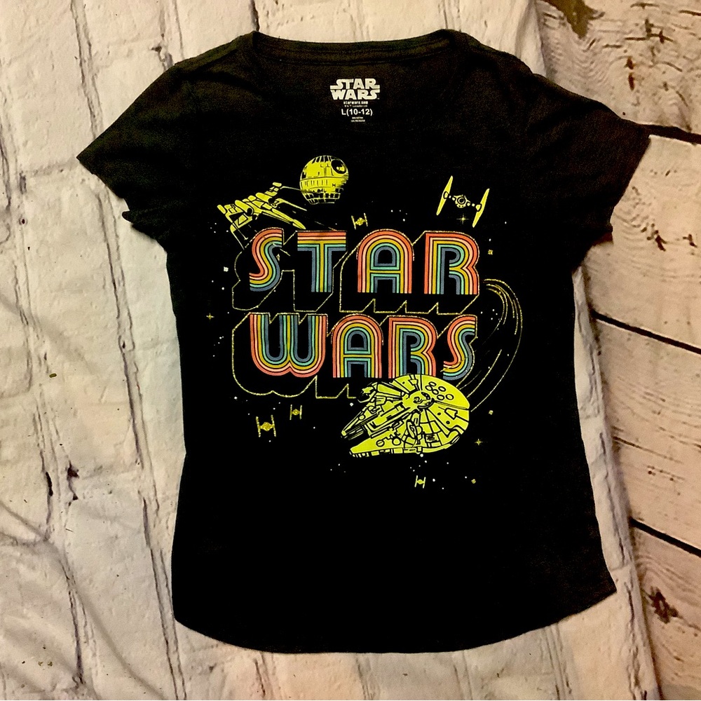 STAR WARS TEEN GIRLS SHIRT.